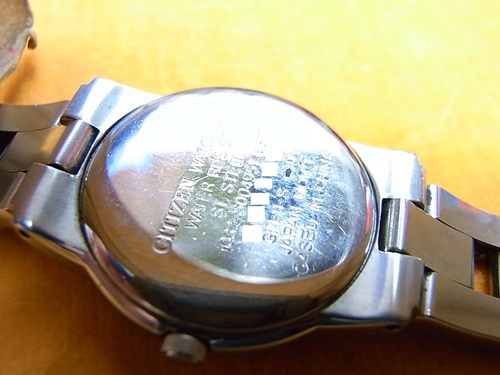 時計の電池交換例 CITIZEN Wicca(シチズン ウィッカ)の場合☆ 時計の電池交換例 CITIZEN Wicca(シチズン ウィッカ)の場合☆