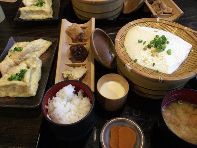 岡本豆腐店 岡本豆腐店