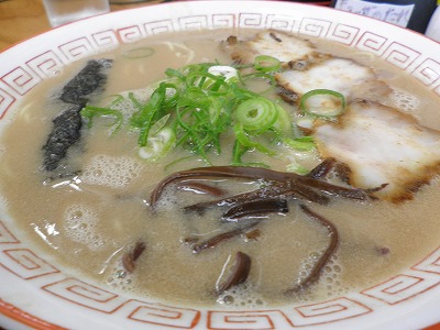 継ぎ足し豚骨 二刀流