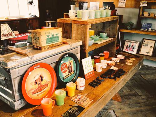 店休日の日は、此方の2ヶ所でファイヤーキングをお買い求め頂けます! 店休日の日は、此方の2ヶ所でファイヤーキングをお買い求め頂けます!