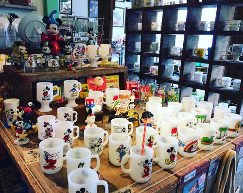 飲食店に間違われる、大津町のアメリカンヴィンテージのお店です(笑) 飲食店に間違われる、大津町のアメリカンヴィンテージのお店です(笑)