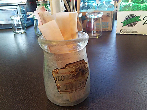 プリンのガラス瓶をヴィンテージ加工してみた。 プリンのガラス瓶をヴィンテージ加工してみた。