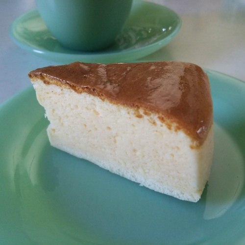 昔ながらのケーキ屋さんのチーズケーキ&ファイヤーキング! 昔ながらのケーキ屋さんのチーズケーキ&ファイヤーキング!