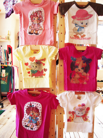 続々入荷・・・!!