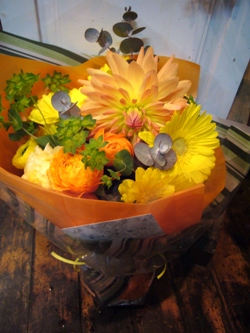 お祝の花束