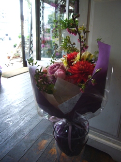 お祝の花束