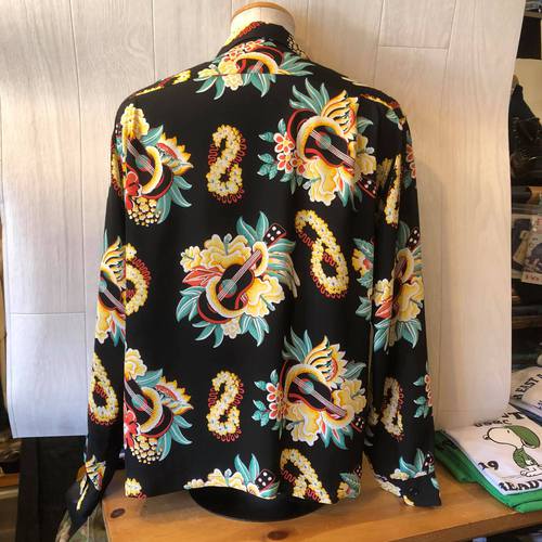 SUN SURF L/S AROHA SHIRT “MACINTOSH UKULELE” BLACK