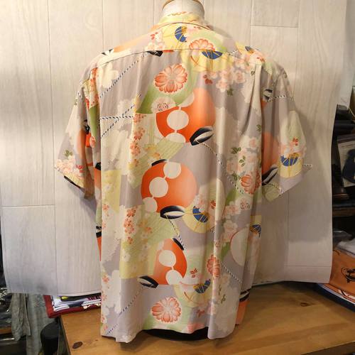 SUN SURF S/S RAYON ALOHA SHIRT “LANTERN PROCESSION” BEIGE