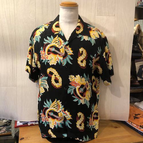 SUN SURF S/S AROHA SHIRT “MACINTOSH UKULELE” BLACK