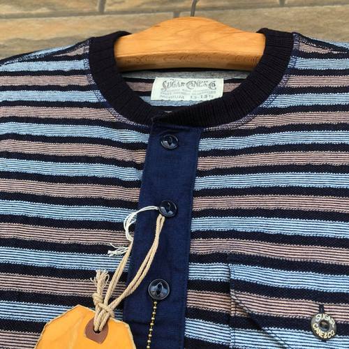 SUGAR CANE INDIGO BORDER S/S HENNLEY NECK Tee