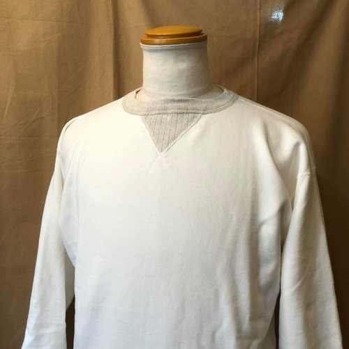 MFSC PODIUM 11.5oz.CREW SWEATSHIRT The MEDALIST