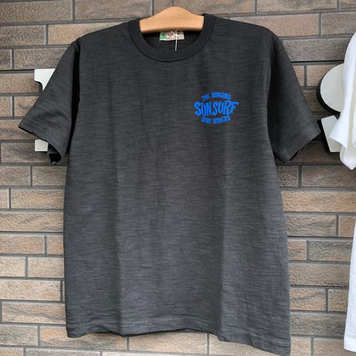 SUN SURF THE SINGING SURF RIDERS PRINT T-SHIRT SURF ROCKIN