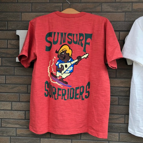 SUN SURF THE SINGING SURF RIDERS PRINT T-SHIRT SURF RIDERS