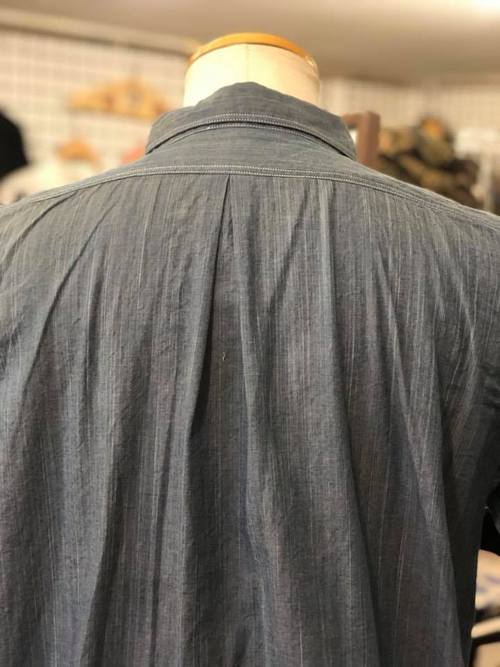 FICTION ROMANCE 3.5oz. HANK DYED CHAMBRAY S/S WORK SHIRT