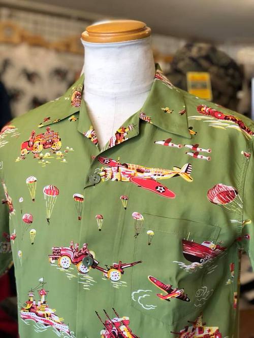 SUN SURF SP S/S HAWAIIAN SHIRT 『TURN INTO THE WAR』OLIVE