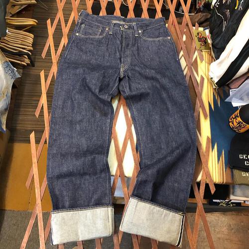 大人気の大戦(WWⅡ)モデル!BUZZ RICKSONS WORLD WAR II WAIST OVERALLS