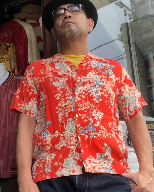 SUN SURF RAYON HAWAIIAN SHIRT “CHERRY BLOSSOMS” SUN SURF RAYON HAWAIIAN SHIRT “CHERRY BLOSSOMS”