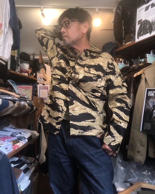 店長おススメモデル・着用例!BUZZ RICKSONS GOLD TIGER PATTERN JACKET