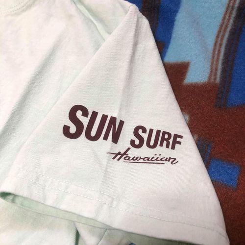 SUN SURF × PEANUTS S/S T-SHIRT Snoopy WAIKIKI