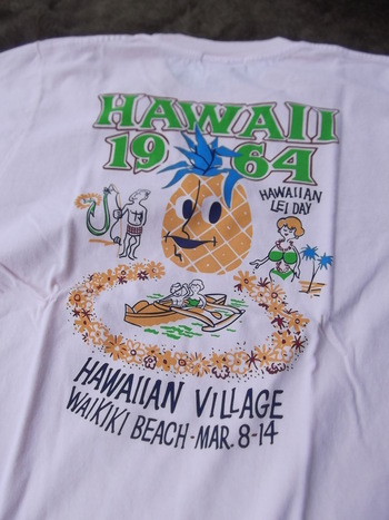暑い夏にオススメ!サンサーフTee『HAWAII 1964』