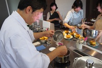 きのこの炊き込みご飯　秋鮭の柚子庵焼き　南京饅頭