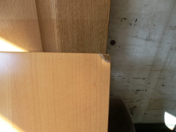 天然木のテーブル天板エグレ修理（補修・修復・リペア）