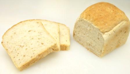 新商品 ◆玄米食パン 発売(*^^)v