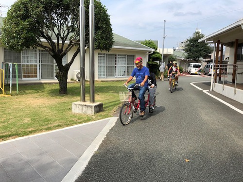 タンデム自転車を体験 タンデム自転車を体験