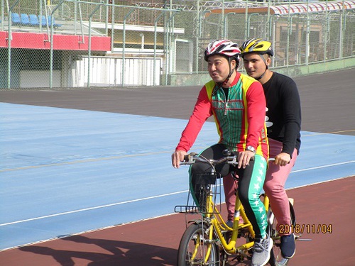タンデム自転車 タンデム自転車
