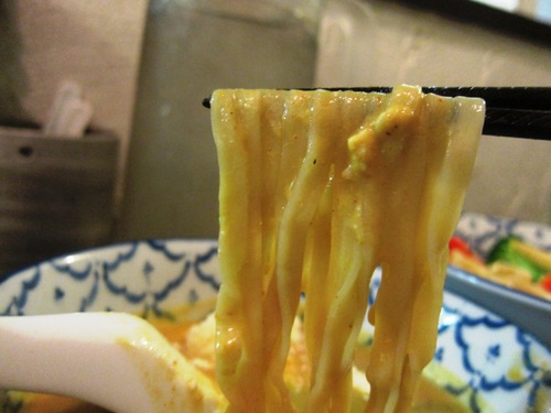 づゅる麺池田 (目黒) チーズとポテトのイエローカレーつけ麺
