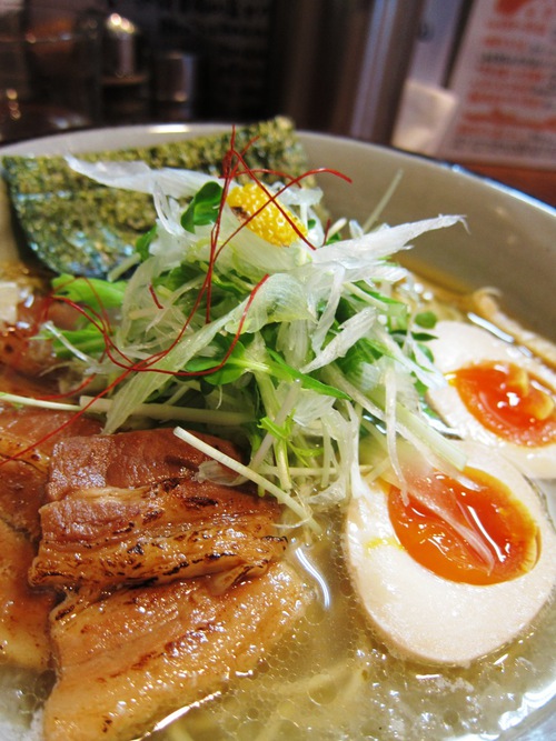 麺処 びぎ屋　(学芸大学)　ゆず胡椒とみぞれおろしの白醤油らーめん