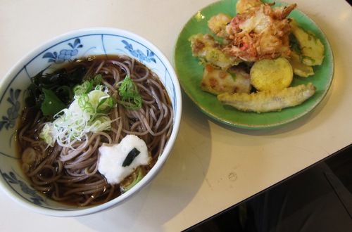 立喰 そば・うどん水喜 (尻手) 一皿盛り放題