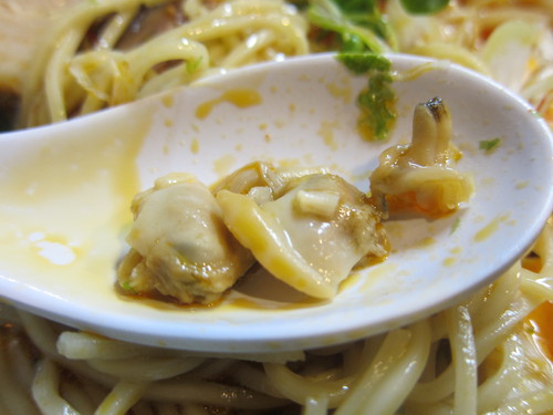 麺処 びぎ屋　(学芸大学)　酸っぱ辛い’生のり’の醤油らーめん