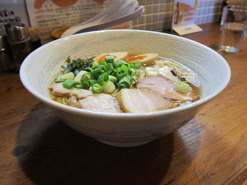 麺処 びぎ屋 (学芸大学) 潮の生醤油らーめん 麺処 びぎ屋 (学芸大学) 潮の生醤油らーめん