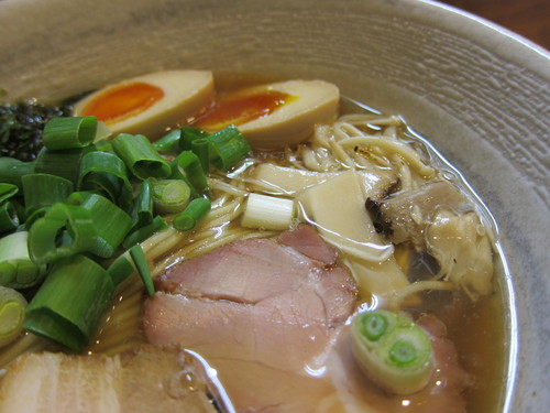 麺処 びぎ屋 (学芸大学) 潮の生醤油らーめん 麺処 びぎ屋 (学芸大学) 潮の生醤油らーめん