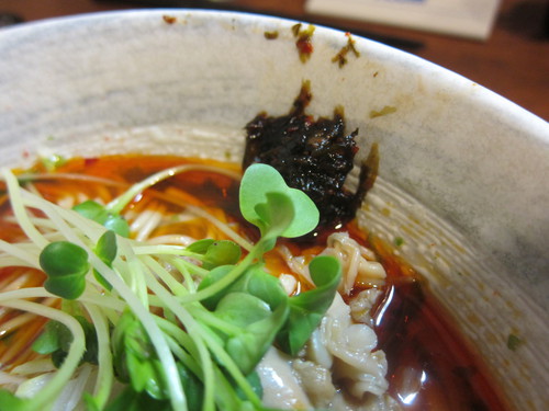 麺処 びぎ屋　(学芸大学)　酸っぱ辛い’生のり’の醤油らーめん