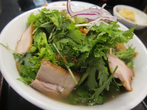 喜多方ラーメン 小法師 (大森)　わさび菜たっぷり香味醤油ラーメン