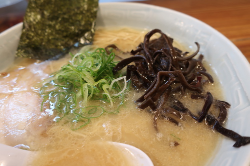 博多濃麻呂 (二子玉川)　ラーメン