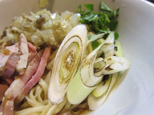 麺処 びぎ屋 (学芸大学) バター香る洋風和えそば 麺処 びぎ屋 (学芸大学) バター香る洋風和えそば