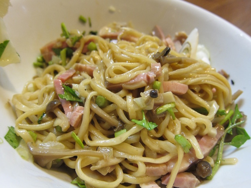 麺処 びぎ屋 (学芸大学) バター香る洋風和えそば 麺処 びぎ屋 (学芸大学) バター香る洋風和えそば