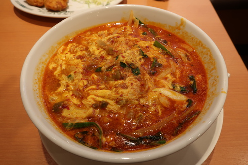 日高屋で大宮担々麺