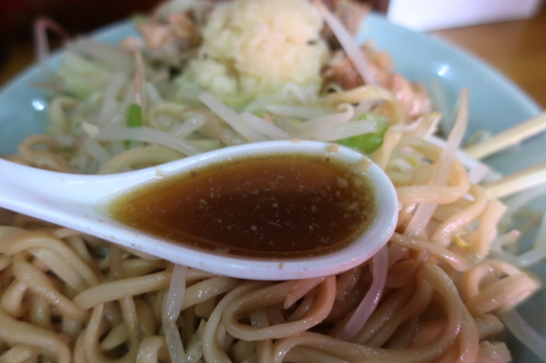 らーめん髭 (平和島) ラーメン