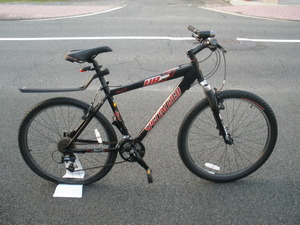 高級自転車が次々に