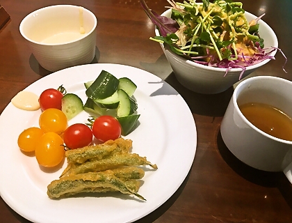 【じゃが屋。branch】さんへ、お野菜たっぷりのベジランチにっ!!(`・ω・´)/ 【じゃが屋。branch】さんへ、お野菜たっぷりのベジランチにっ!!(`・ω・´)/