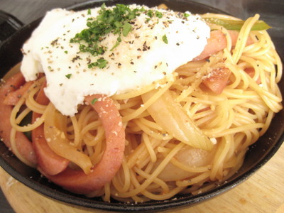 ボレロ食堂&編み物