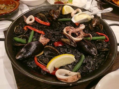 上通り【トレス】で本格スペイン料理♪