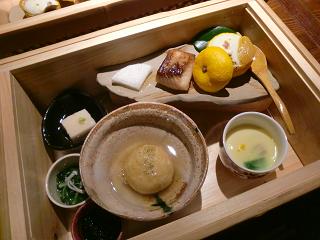 並木坂【とく寿】の竹かごランチ
