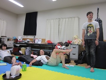 「ナカハラとコバヤシ」