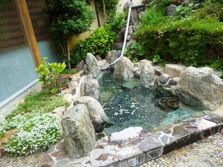 湯山温泉　市房庵なるお