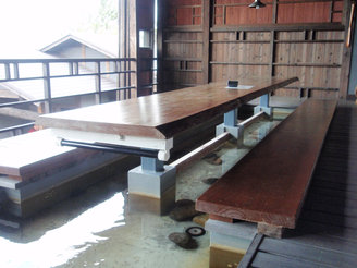 足湯・焼酎BAR☆